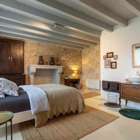 Domaine La Pomme De Pin Bed & Breakfast Louroux-de-Beaune Dış mekan fotoğraf