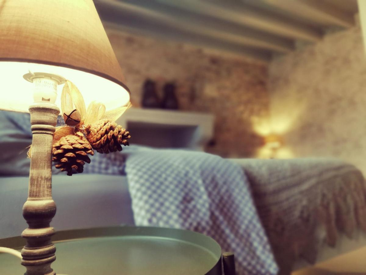 Domaine La Pomme De Pin Bed & Breakfast Louroux-de-Beaune Dış mekan fotoğraf