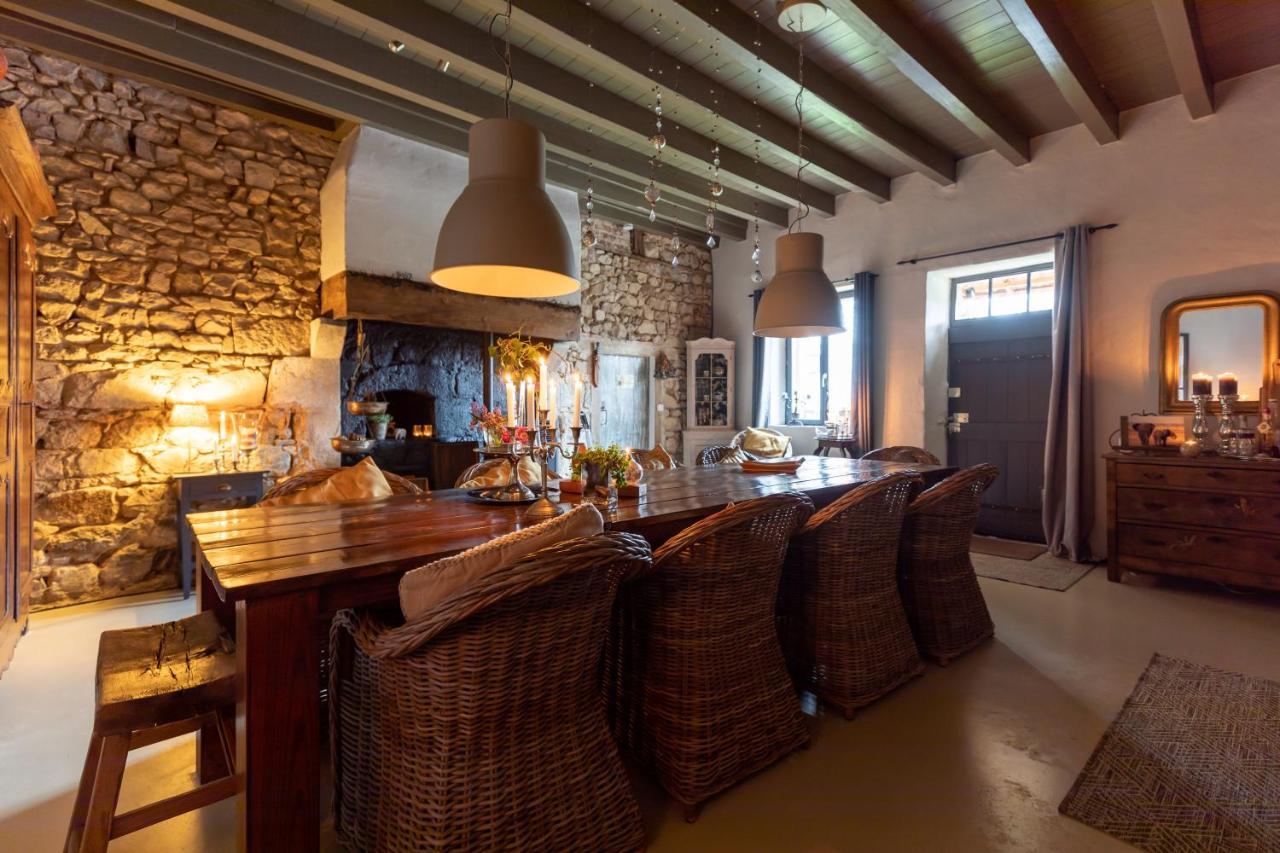 Domaine La Pomme De Pin Bed & Breakfast Louroux-de-Beaune Dış mekan fotoğraf