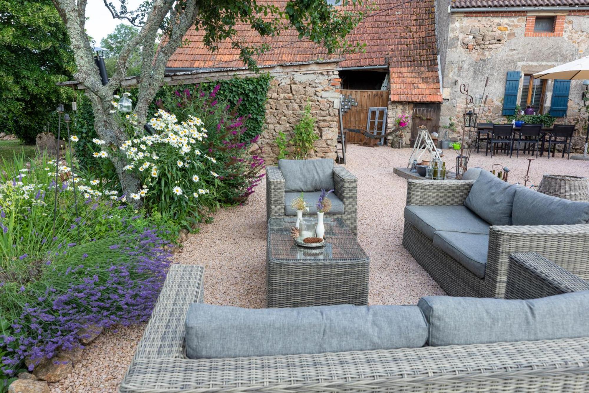 Domaine La Pomme De Pin Bed & Breakfast Louroux-de-Beaune Dış mekan fotoğraf