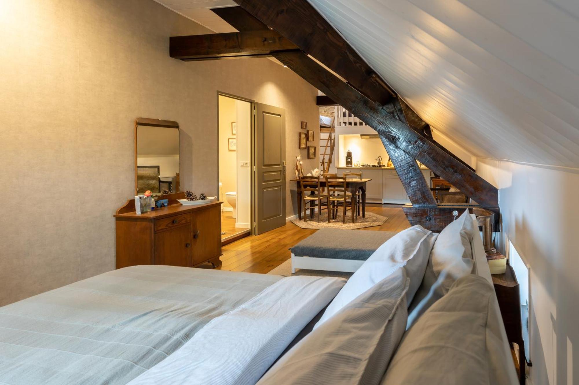 Domaine La Pomme De Pin Bed & Breakfast Louroux-de-Beaune Dış mekan fotoğraf